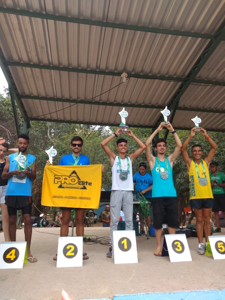 Equipe de Atletismo da UFSM inicia o ano vitórias em competições UFSM