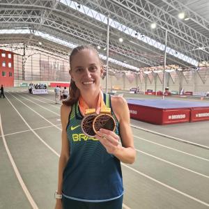 Mestranda Da Ufsm Conquista Medalhas Em Sul Americano De Atletismo Ufsm